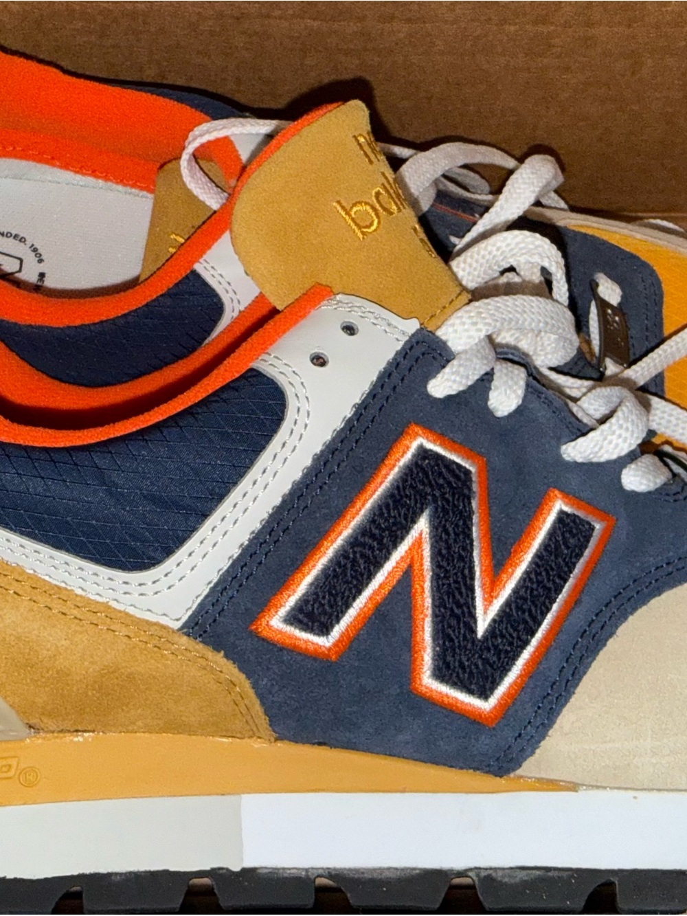 New Balance 574 Men’s Navy, yellow, and Orange Lace-Up Sneakers size 10